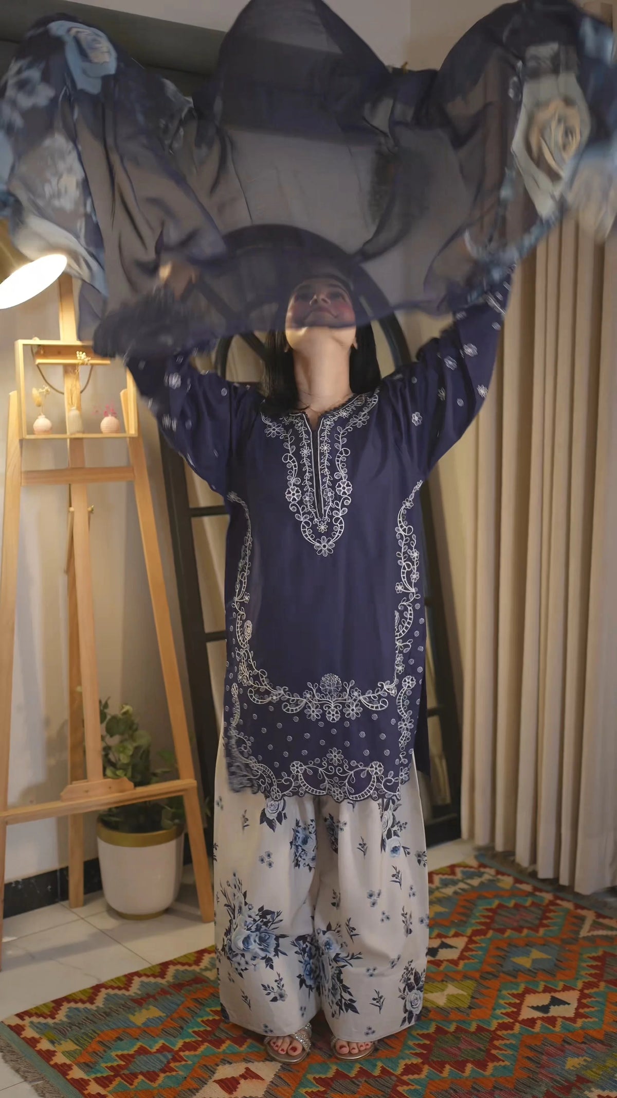 Gul-E-Jaan Embroidered 3pc