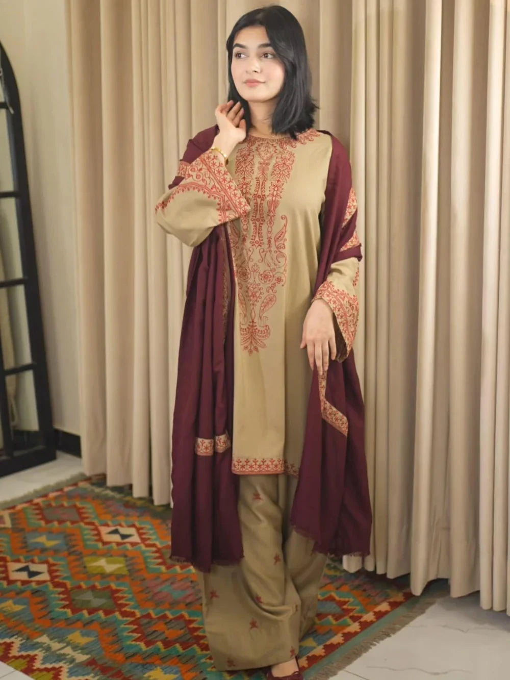 EMBROIDERED KHADDAR UF-4003