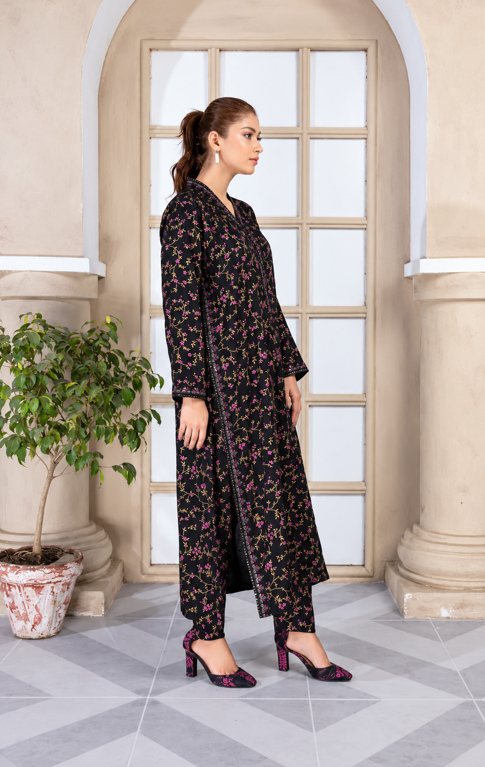 MULTI FLOWER GOLD EMBROIDERED 2PC