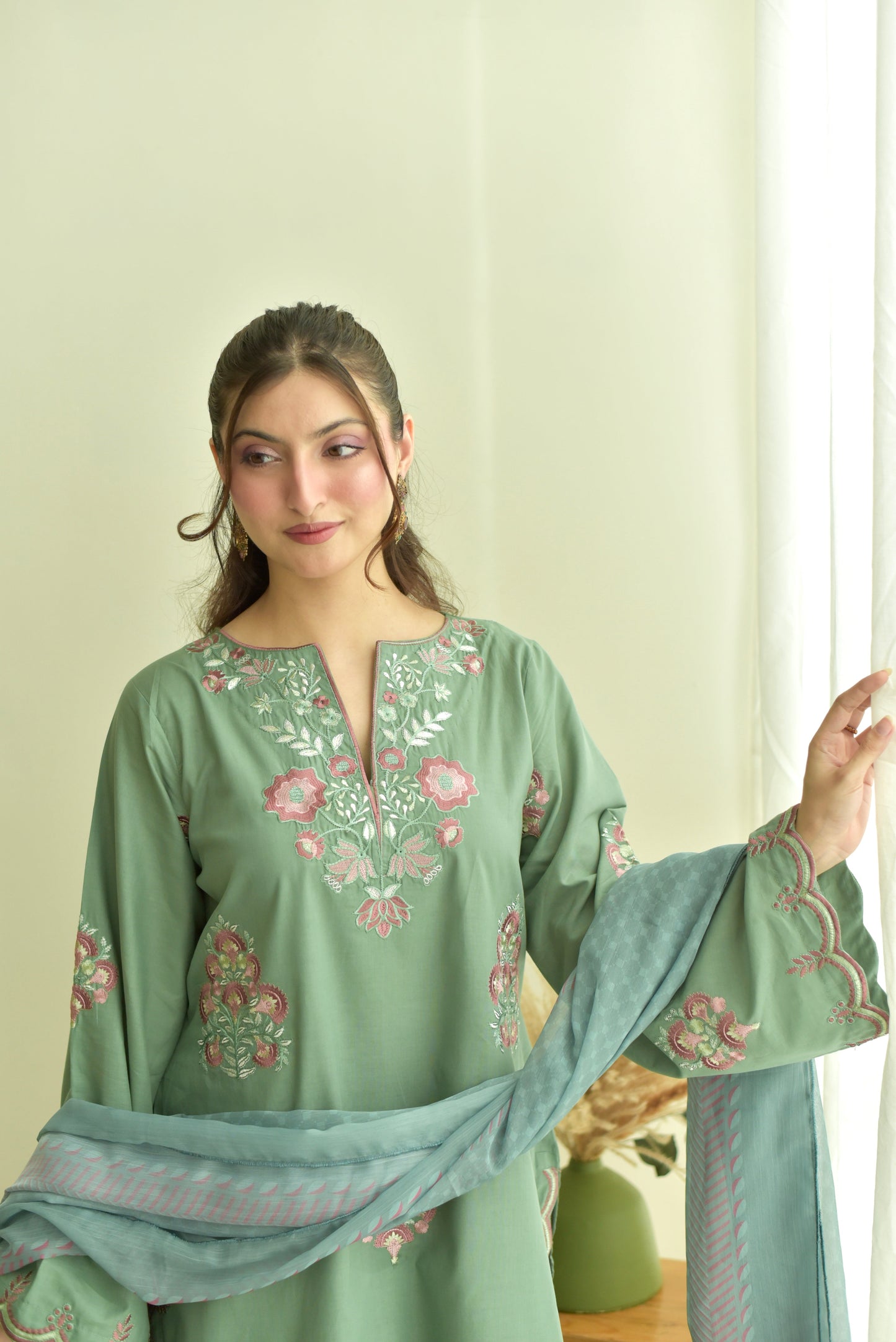 Naina Set