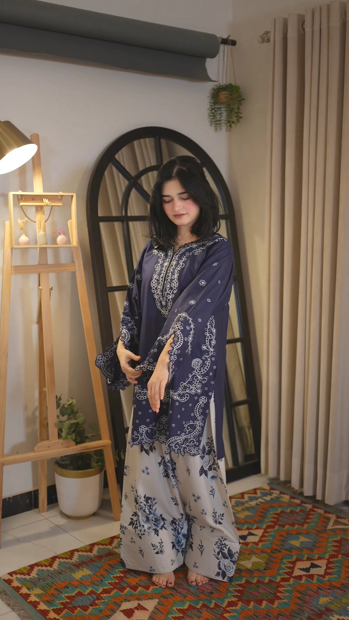 Gul-E-Jaan Embroidered 3pc